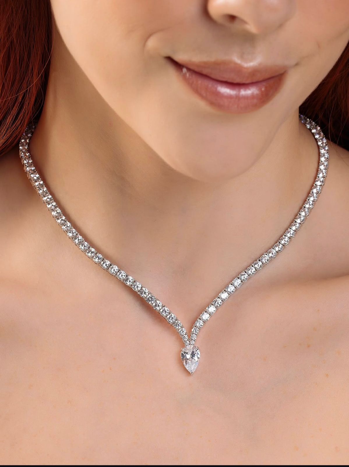 Colar riviera com gota